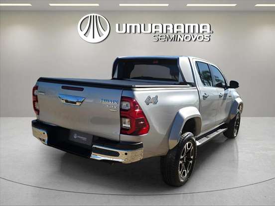 TOYOTA-HILUX-2.8 D-4D TURBO DIESEL CD SRX 4X4 AUTOMÁTICO TOYOTA-HILUX-2026