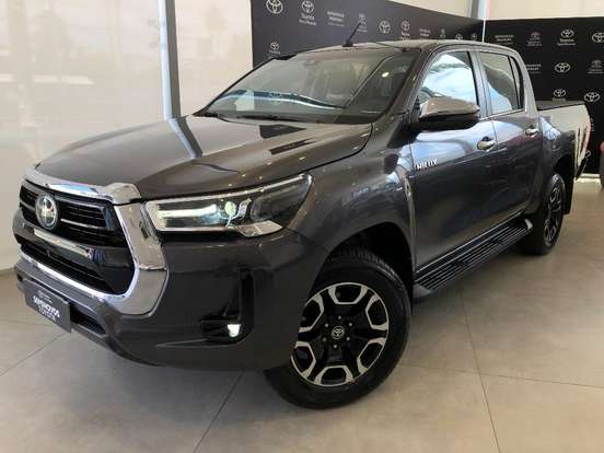 TOYOTA-HILUX-2024