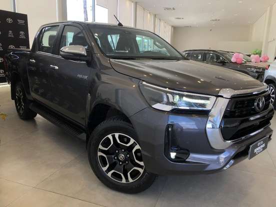 TOYOTA-HILUX-2024