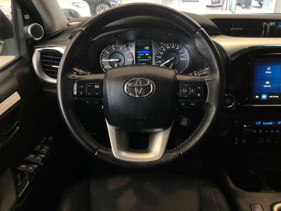 TOYOTA-HILUX-2024