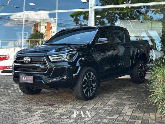 TOYOTA-HILUX-2.8 D-4D TURBO DIESEL CD SRX PLUS 4X4 AUTOMÁTICO TOYOTA-HILUX-2026