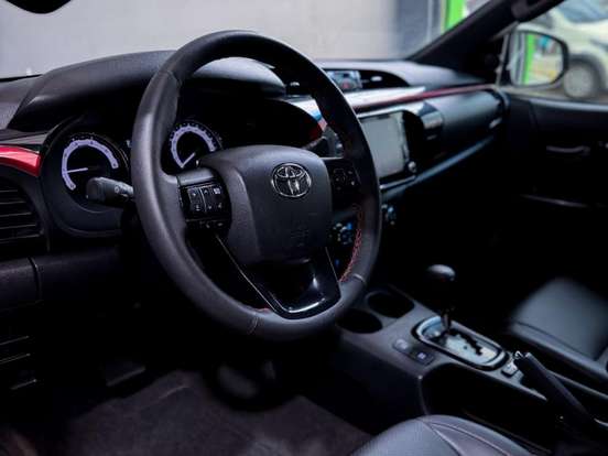 TOYOTA-HILUX-2.8 GR SPORT 4X4 CD 16V DIESEL 4P AUTOMÁTICO TOYOTA-HILUX-2019