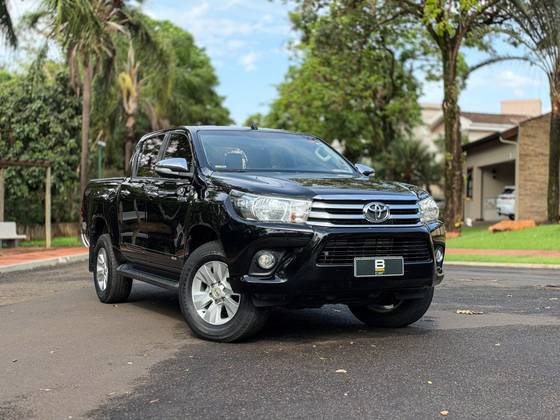 TOYOTA HILUX 2.8 SRV 4X4 CD 16V DIESEL 4P AUTOMÁTICO