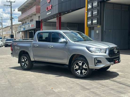 TOYOTA-HILUX-2.8 SRV 4X4 CD 16V DIESEL 4P AUTOMÁTICO TOYOTA-HILUX-2017