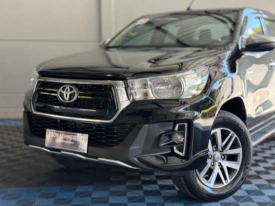 TOYOTA-HILUX-2019
