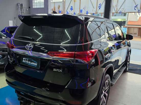TOYOTA-HILUX-2.8 SRX 4X4 CD 16V DIESEL 4P AUTOMÁTICO TOYOTA-HILUX-2018