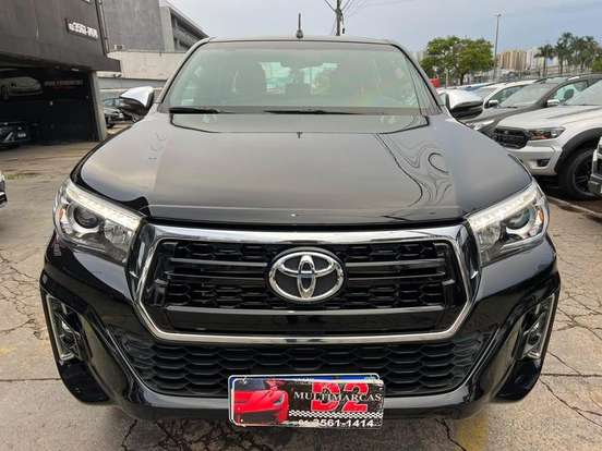 TOYOTA-HILUX-2020