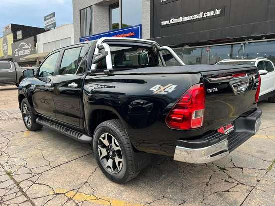 TOYOTA-HILUX-2.8 SRX 4X4 CD 16V DIESEL 4P AUTOMÁTICO TOYOTA-HILUX-2020