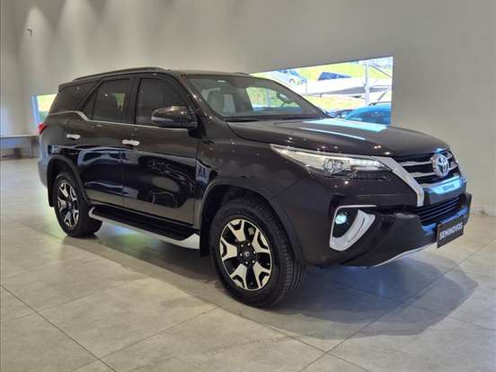 TOYOTA-HILUX-2.8 STD 4X4 CD 16V DIESEL 4P MANUAL TOYOTA-HILUX-2018