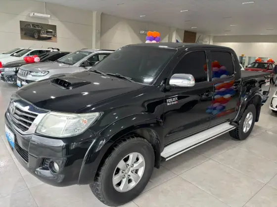 TOYOTA HILUX 3.0 SR 4X4 CD 16V TURBO INTERCOOLER DIESEL 4P AUTOMÁTICO