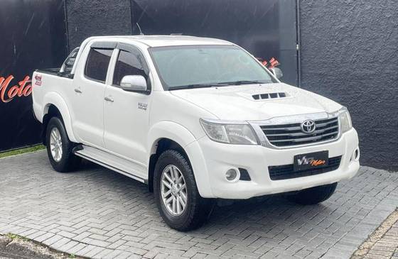 TOYOTA HILUX 3.0 SRV 4X4 CD 16V TURBO INTERCOOLER DIESEL 4P AUTOMÁTICO