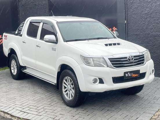 TOYOTA-HILUX-3.0 SRV 4X4 CD 16V TURBO INTERCOOLER DIESEL 4P AUTOMÁTICO TOYOTA-HILUX-2013