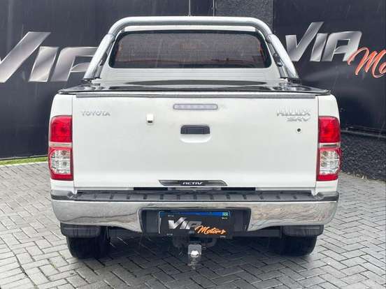 TOYOTA-HILUX-3.0 SRV 4X4 CD 16V TURBO INTERCOOLER DIESEL 4P AUTOMÁTICO TOYOTA-HILUX-2013