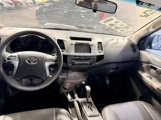 TOYOTA-HILUX-3.0 SRV 4X4 CD 16V TURBO INTERCOOLER DIESEL 4P AUTOMÁTICO TOYOTA-HILUX-2011