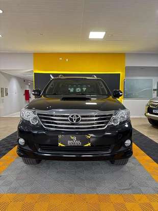 TOYOTA-HILUX-2014