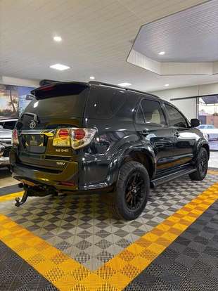 TOYOTA-HILUX-2014