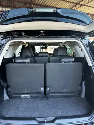 TOYOTA-HILUX SW4-2023