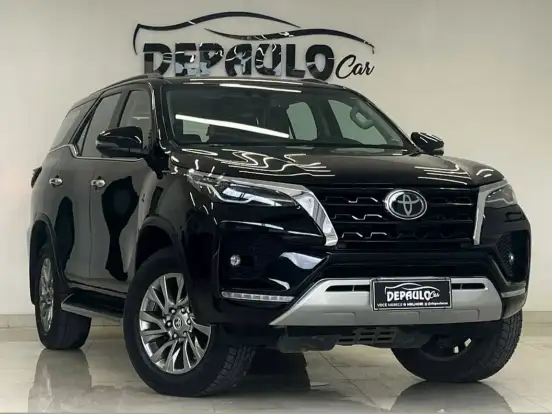TOYOTA-HILUX SW4-2.8 D-4D TURBO DIESEL SRX 7L 4X4 AUTOMÁTICO TOYOTA-HILUX SW4-2022
