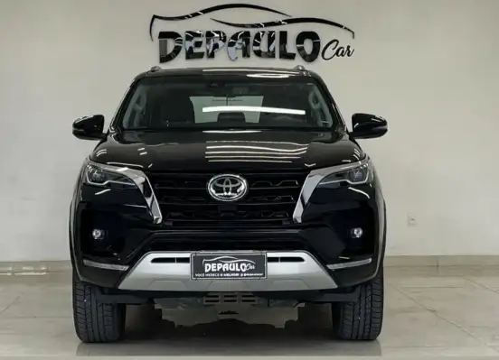 TOYOTA-HILUX SW4-2022