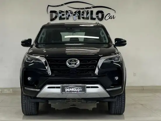 TOYOTA-HILUX SW4-2.8 D-4D TURBO DIESEL SRX 7L 4X4 AUTOMÁTICO TOYOTA-HILUX SW4-2022
