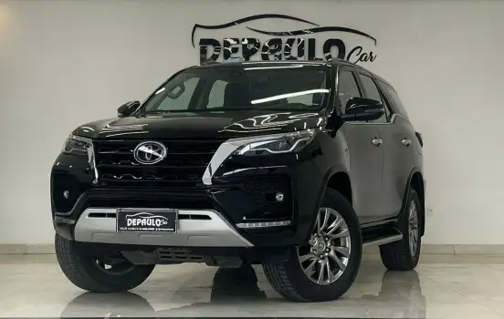 TOYOTA-HILUX SW4-2022
