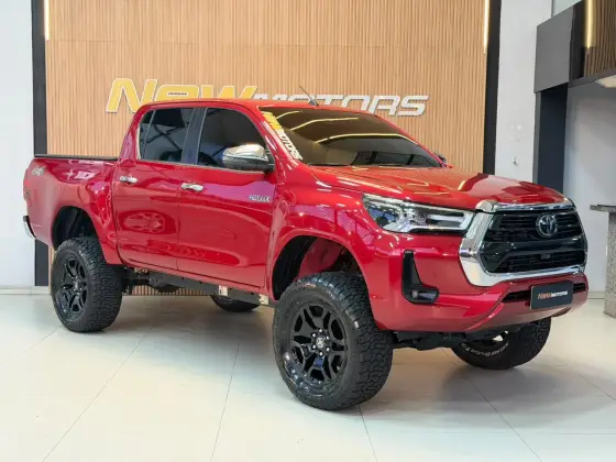 TOYOTA HILUX SW4 2.8 D-4D TURBO DIESEL SRX 7L 4X4 AUTOMÁTICO