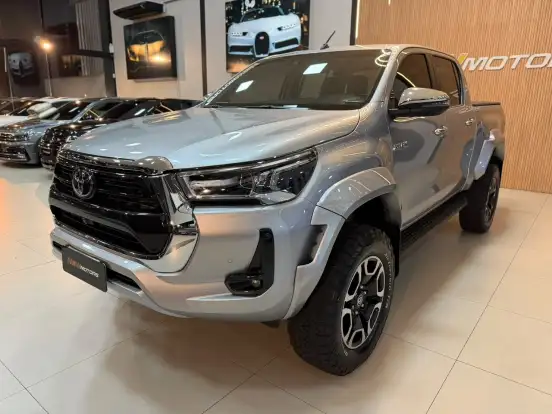 TOYOTA-HILUX SW4-2.8 D-4D TURBO DIESEL SRX PLATINUM 7L 4X4 AUTOMÁTICO TOYOTA-HILUX SW4-2024
