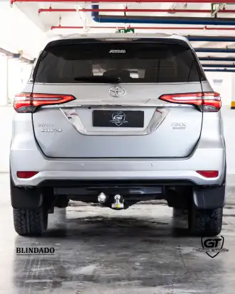 TOYOTA-HILUX SW4-2016