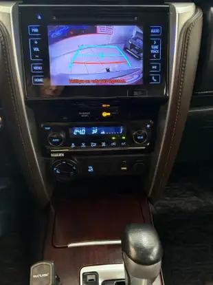 TOYOTA-HILUX SW4-2017