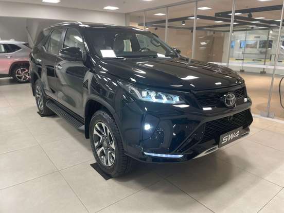 TOYOTA-HILUX SW4-2026