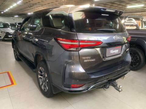 TOYOTA-HILUX SW4-2022