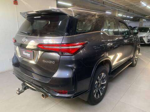 TOYOTA-HILUX SW4-2022