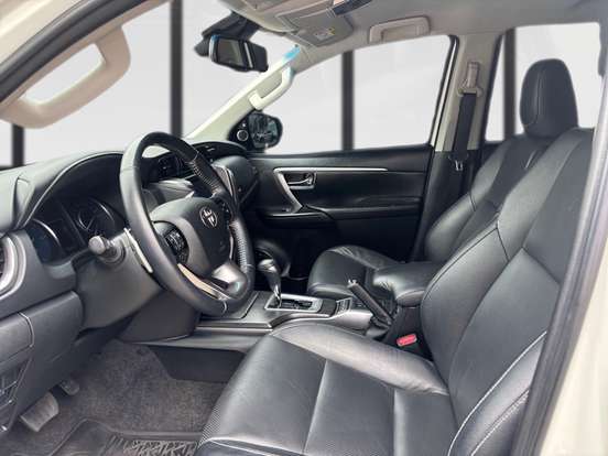 TOYOTA-HILUX SW4-2021