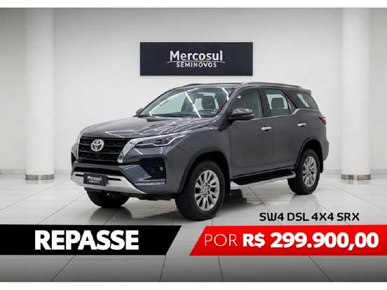 TOYOTA-HILUX SW4-2023