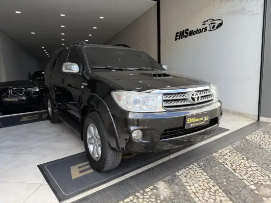 TOYOTA-HILUX SW4-3.0 SRV 4X4 7 LUGARES 16V TURBO INTERCOOLER DIESEL 4P AUTOMÁTICO TOYOTA-HILUX SW4-2010