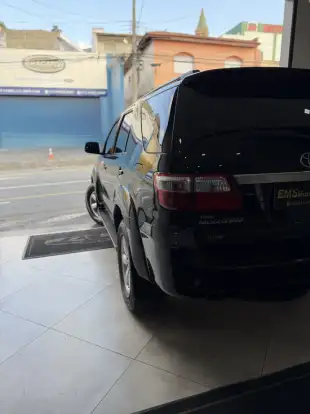 TOYOTA-HILUX SW4-2010