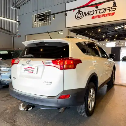 TOYOTA-RAV4-2013