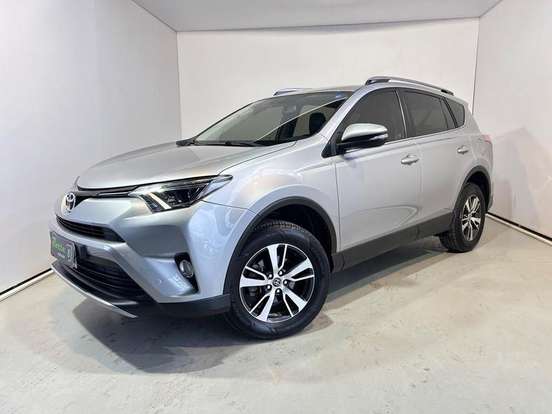 TOYOTA-RAV4-2018