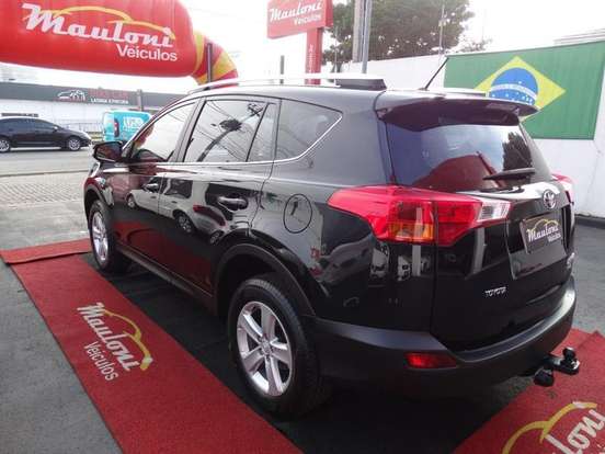 TOYOTA-RAV4-2014