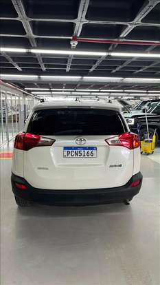 TOYOTA-RAV4-2014