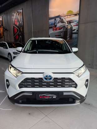 TOYOTA-RAV4-2020