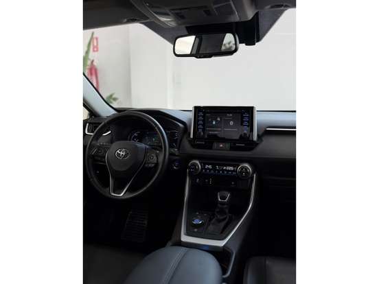 TOYOTA-RAV4-2019