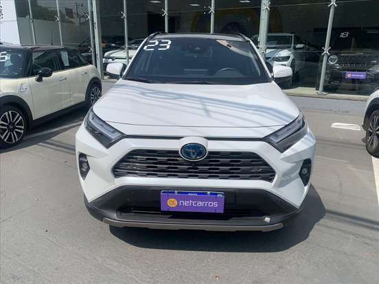 TOYOTA-RAV4-2023