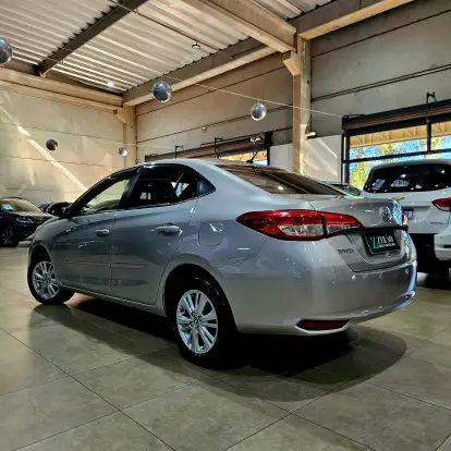 TOYOTA-YARIS-1.5 16V FLEX SEDAN XL MULTIDRIVE TOYOTA-YARIS-2019