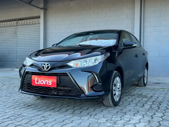 TOYOTA-YARIS-2024
