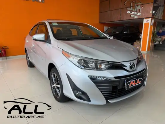 TOYOTA-YARIS-2021