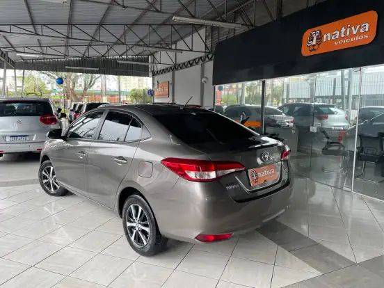 TOYOTA-YARIS-1.5 16V FLEX SEDAN XS MULTIDRIVE TOYOTA-YARIS-2018