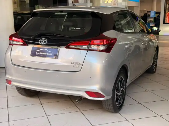TOYOTA-YARIS-2024