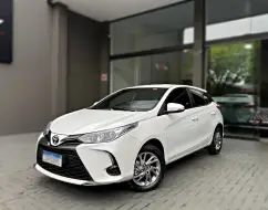 TOYOTA YARIS 1.5 16V FLEX XS CONNECT MULTIDRIVE TOYOTA YARIS 1.5 16V FLEX XS CONNECT MULTIDRIVE