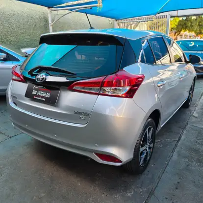 TOYOTA-YARIS-2018